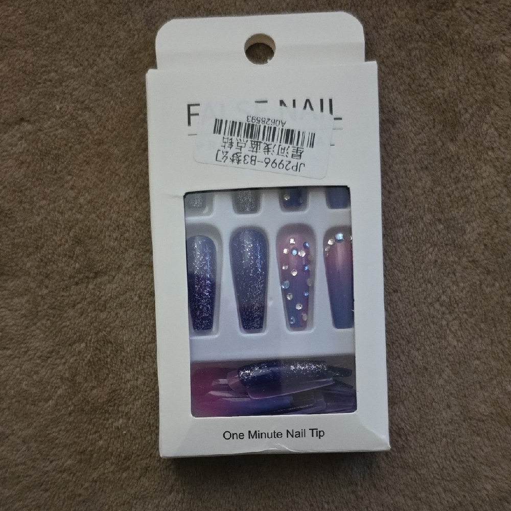 🔥5 For $40 NWT Press On Nail Set